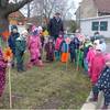 Holzblumen gegen Unachtsamkeit