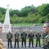 OB Henke begrüßt Soldaten und Reservisten am Sowjetischen Ehrenfriedhof