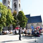 Erfolgreicher Bürgerbrunch auf dem Domplatz