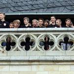 Junge Fußballer des VfB Germania feiern Aufstieg auf Rathausbalkon in Halberstadt -C-Jugend, Foto: Bernd Kramer