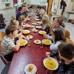 Beim gesunden Mittagessen im Schraube-Museum